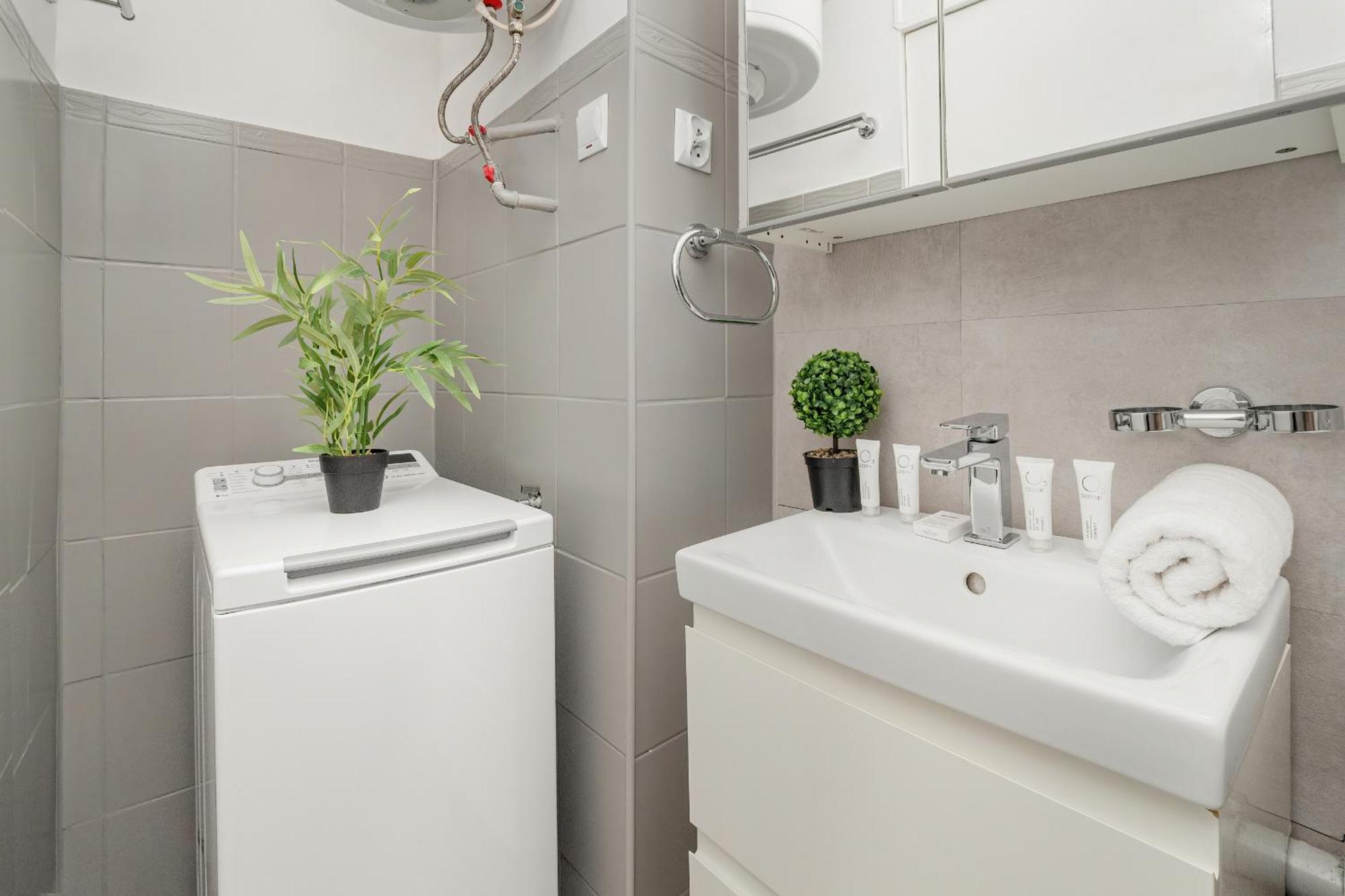 Przytulny W Centrum Lodzi By Renters Apartment *